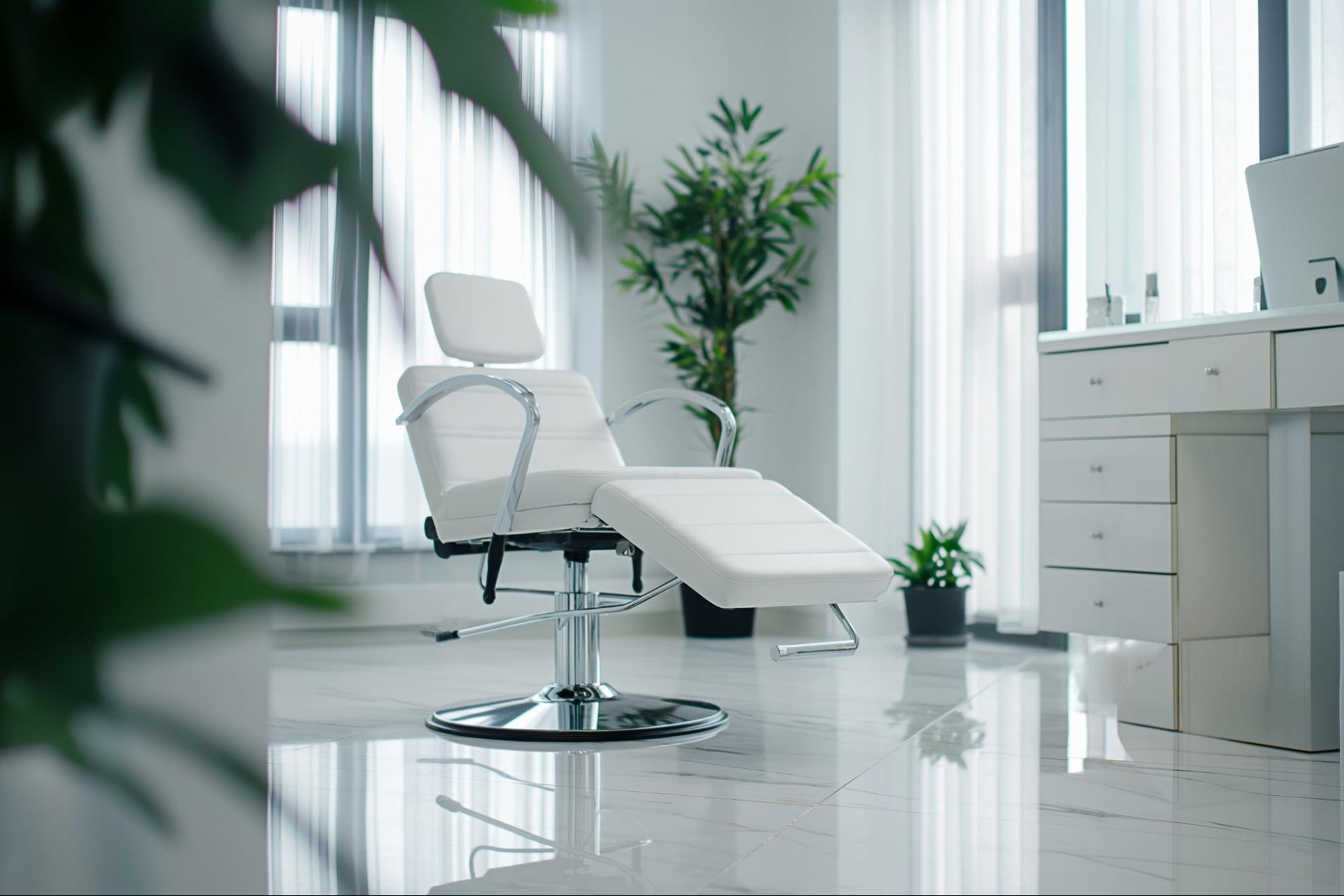 美容クリニックの椅子